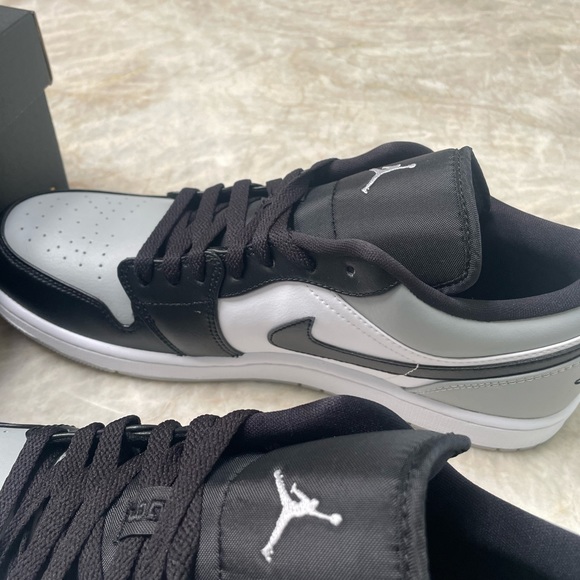 Air Jordan 1 Low - Picture 12 of 12